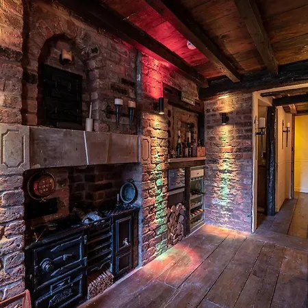 Daire Crookback House York