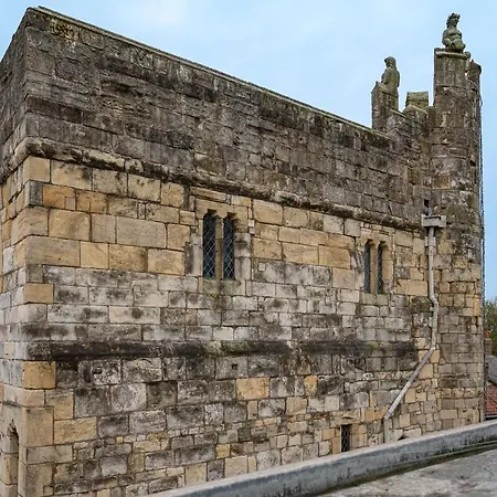 Crookback House Apartment York