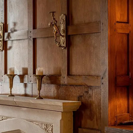 Crookback House York