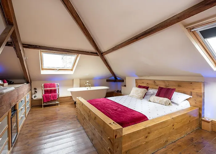 Crookback House アパート