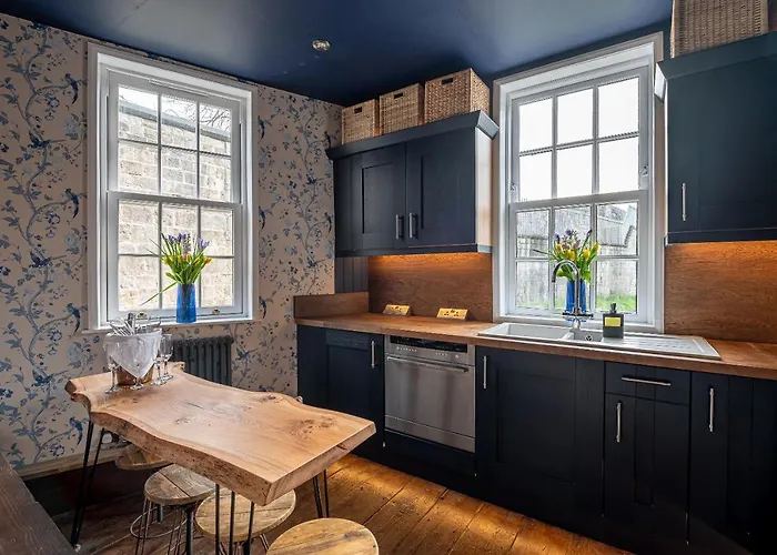 Crookback House ヨーク